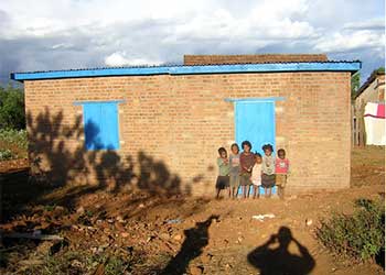 Rehabilitación de viviendas en Ambohipeno. Ansirabé. Fundación Amist.
