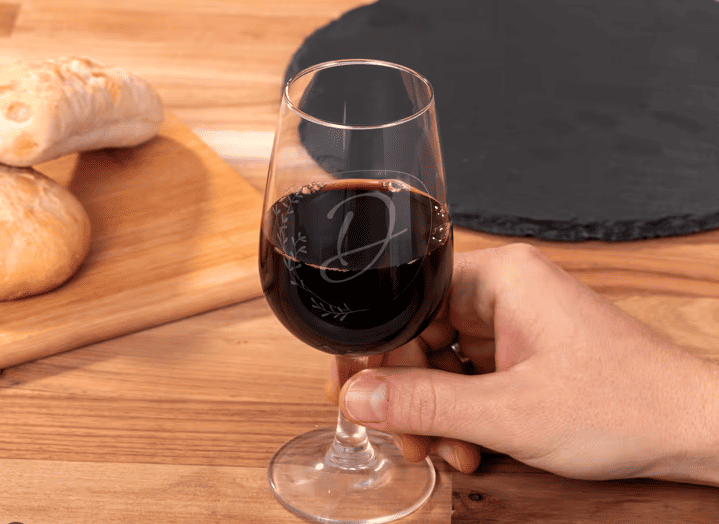 Cata de vinos solidaria